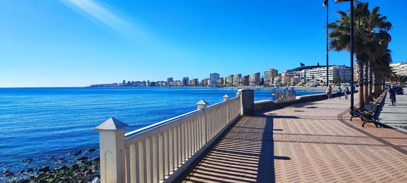 Primera Linea De Playa Benalmadena La Perla Playa Paraiso Exteriör bild
